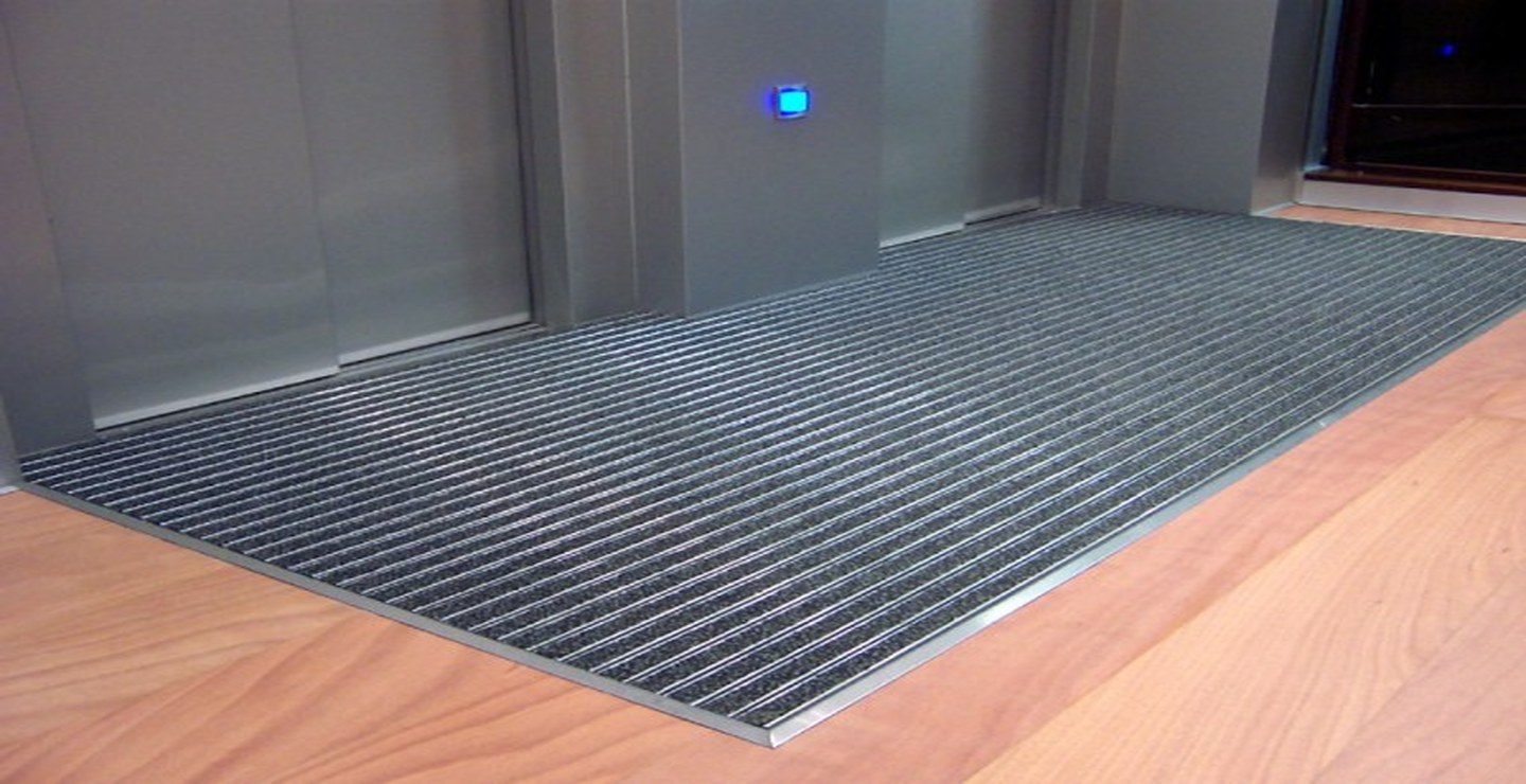 پادری آلومینیومی: ترکیبی از زیبایی و کارایی در دکوراسیون داخلی و خارجی