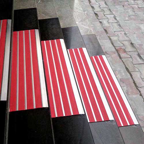 پادری آلومینیومی